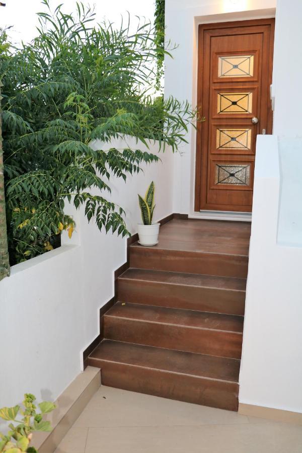 Angelica'S Deluxe Rooms In Adamas ภายนอก รูปภาพ