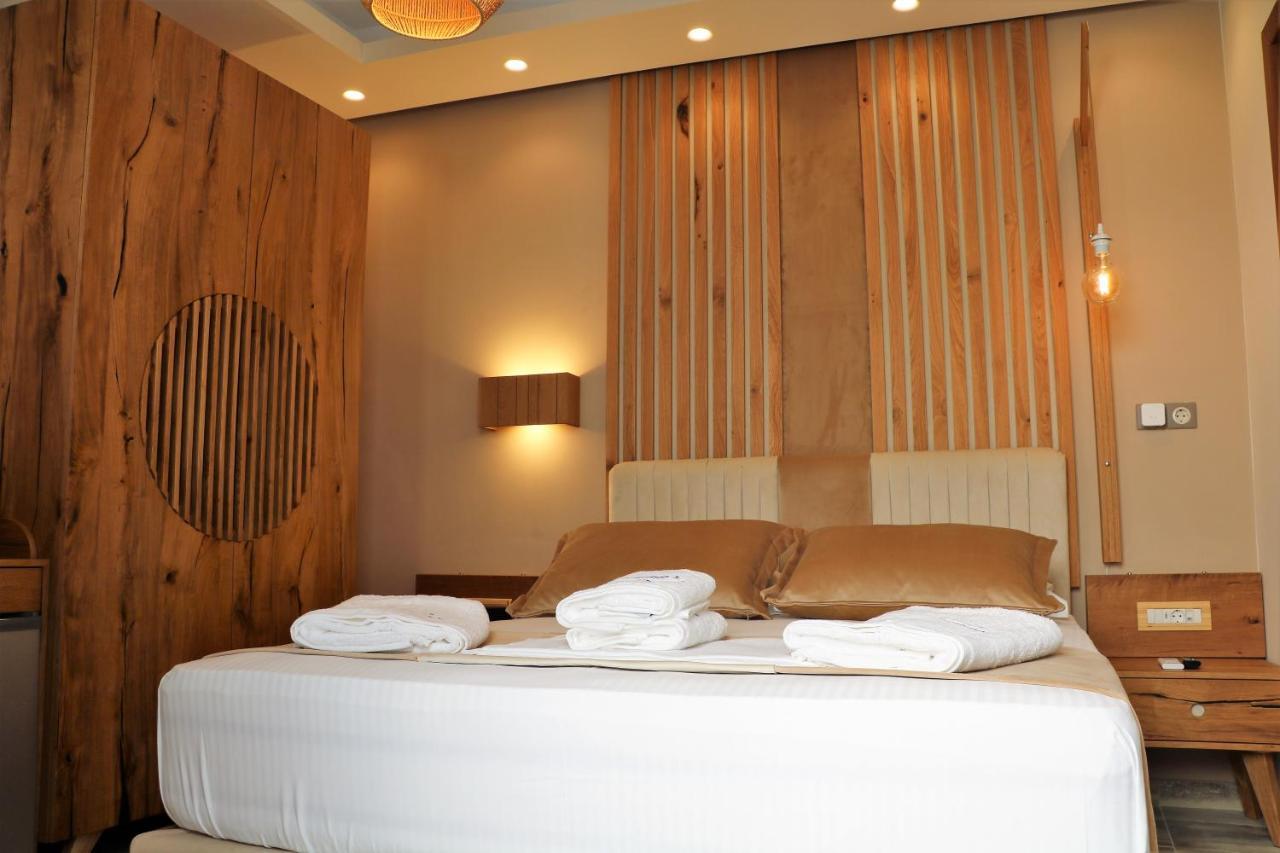 Angelica'S Deluxe Rooms In Adamas ภายนอก รูปภาพ