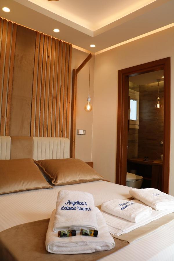 Angelica'S Deluxe Rooms In Adamas ภายนอก รูปภาพ